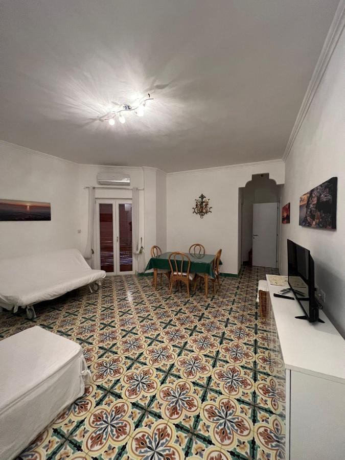 Sorrento Home E Flat Park And Pool Exteriör bild